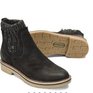 Comfortiva Rawnie Black Suede Knit Cuff Ankle Boots Sz 7